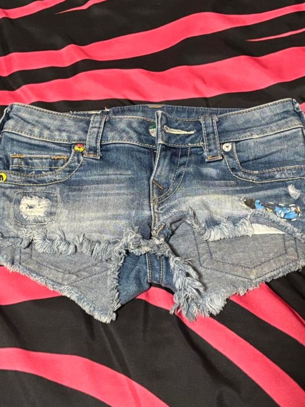 y2k true religion Joey low rise cutoffs size 23